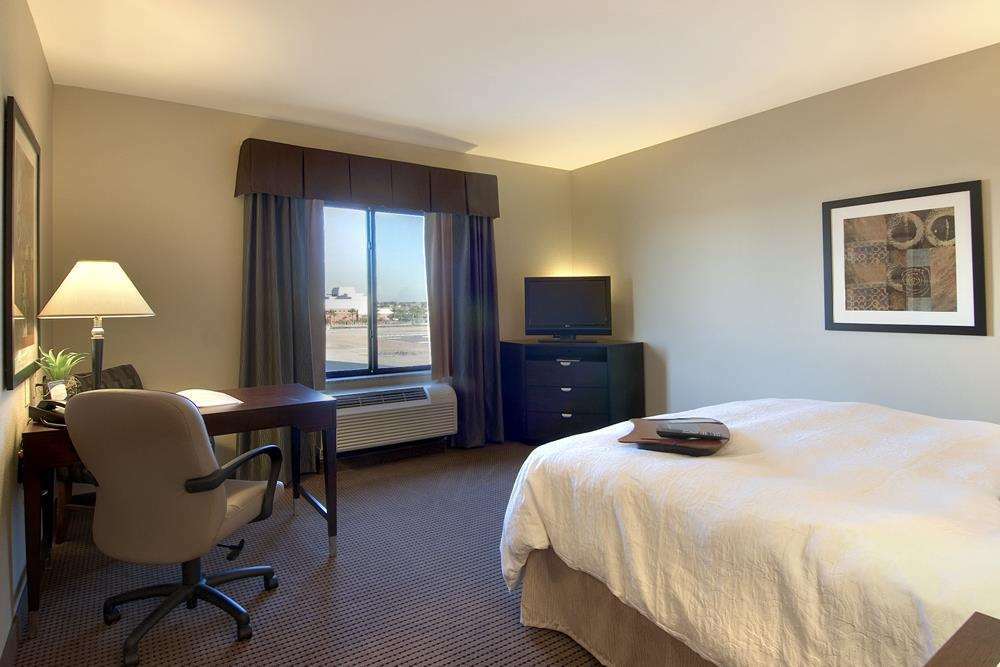 Hampton Inn & Suites Phoenix Glendale-Westgate Phòng bức ảnh